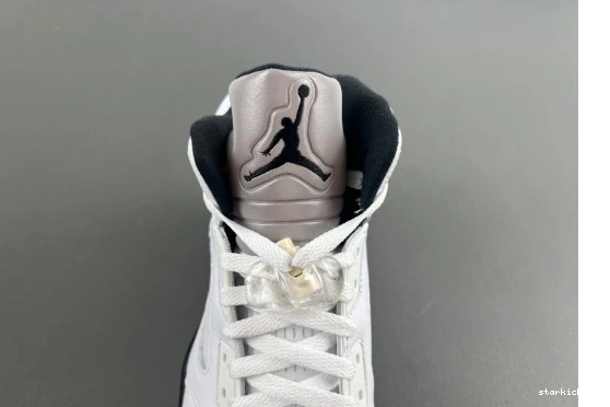 and DD0587-110 Jordan 5 Black